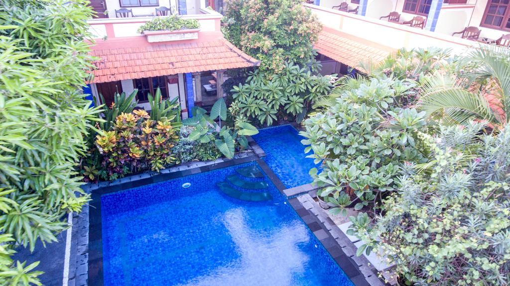 Cempaka 3 Losmen Kuta Lombok Exterior foto