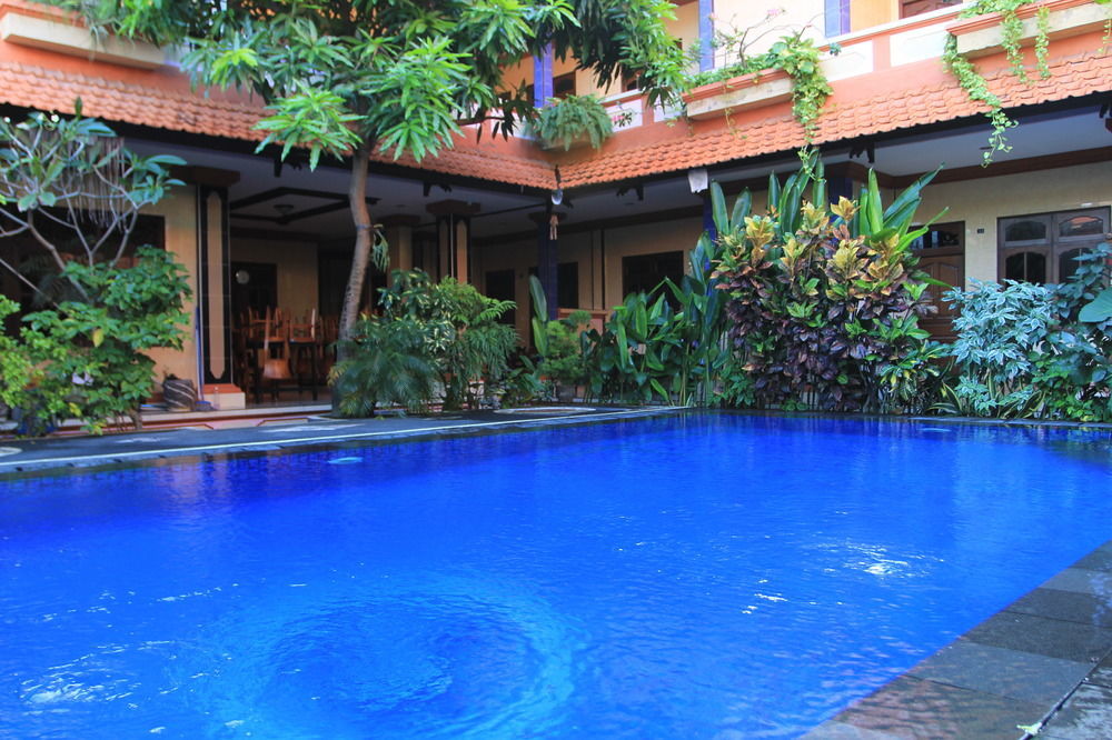 Cempaka 3 Losmen Kuta Lombok Exterior foto